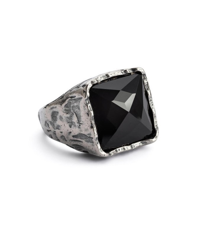 ring black stone