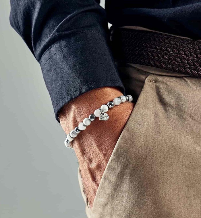 bracelet white